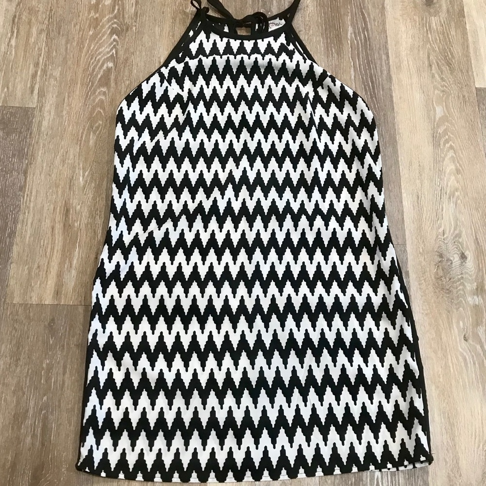 Sweet Storm Summer Tie Back Halter Dress size M.